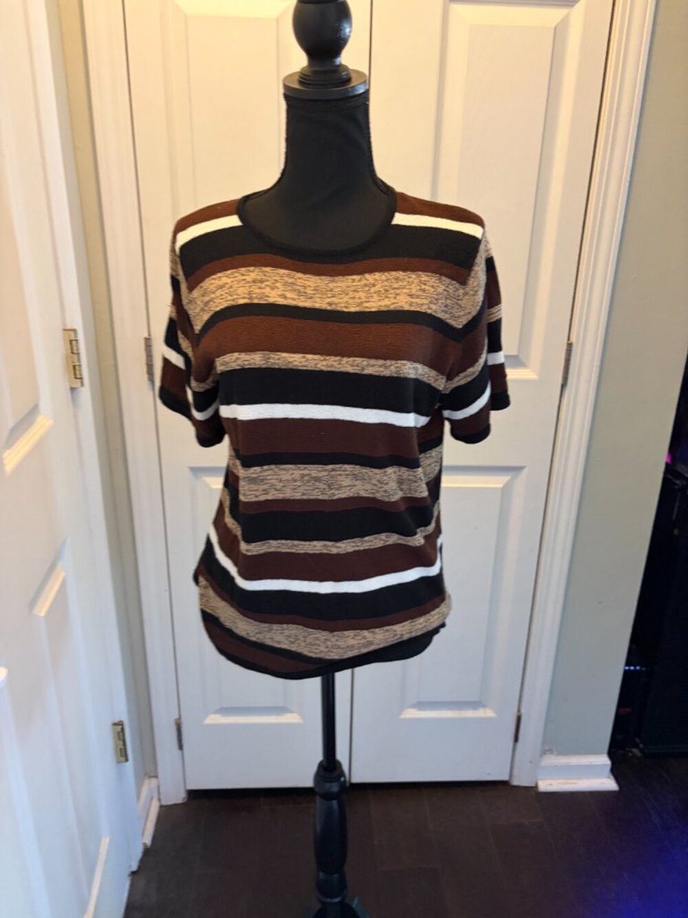 Sag Harbor Women's Striped Knit Crew Neck Short Sleeve Pullover Top Large